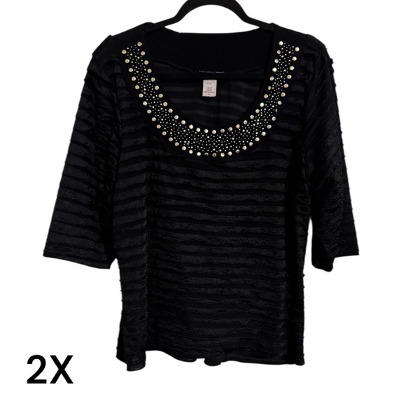 St. Tropez Tops - ❤️GORGEOUS St. Tropez Black Embellished Top   PLUS 2X     #O